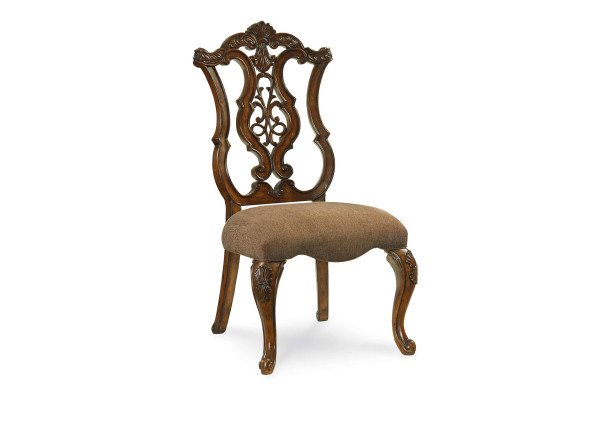 Крісло Pemberleigh Legacy Classic у вітальню